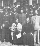 Żurowa 1958r. - Strażacy OSP po honorowej warcie przy Grobie Pańskim