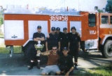 Żurowa 2003 r. - po zawodach strażackich w Ołpinach. ZWYCIĘSKA DRUŻYNA OSP ŻUROWA Z PUCHAREM